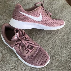 Nike mocha sneakers